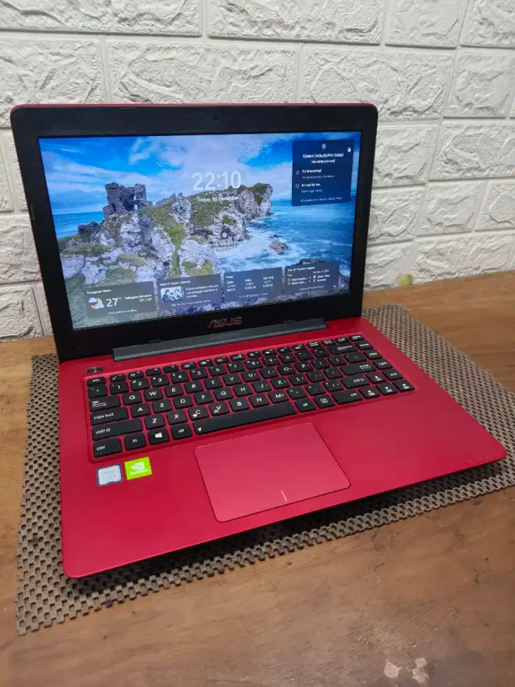 Asus A456UR intel Core i5 Gen-7 (8/256gb) Spek Design MULUSS