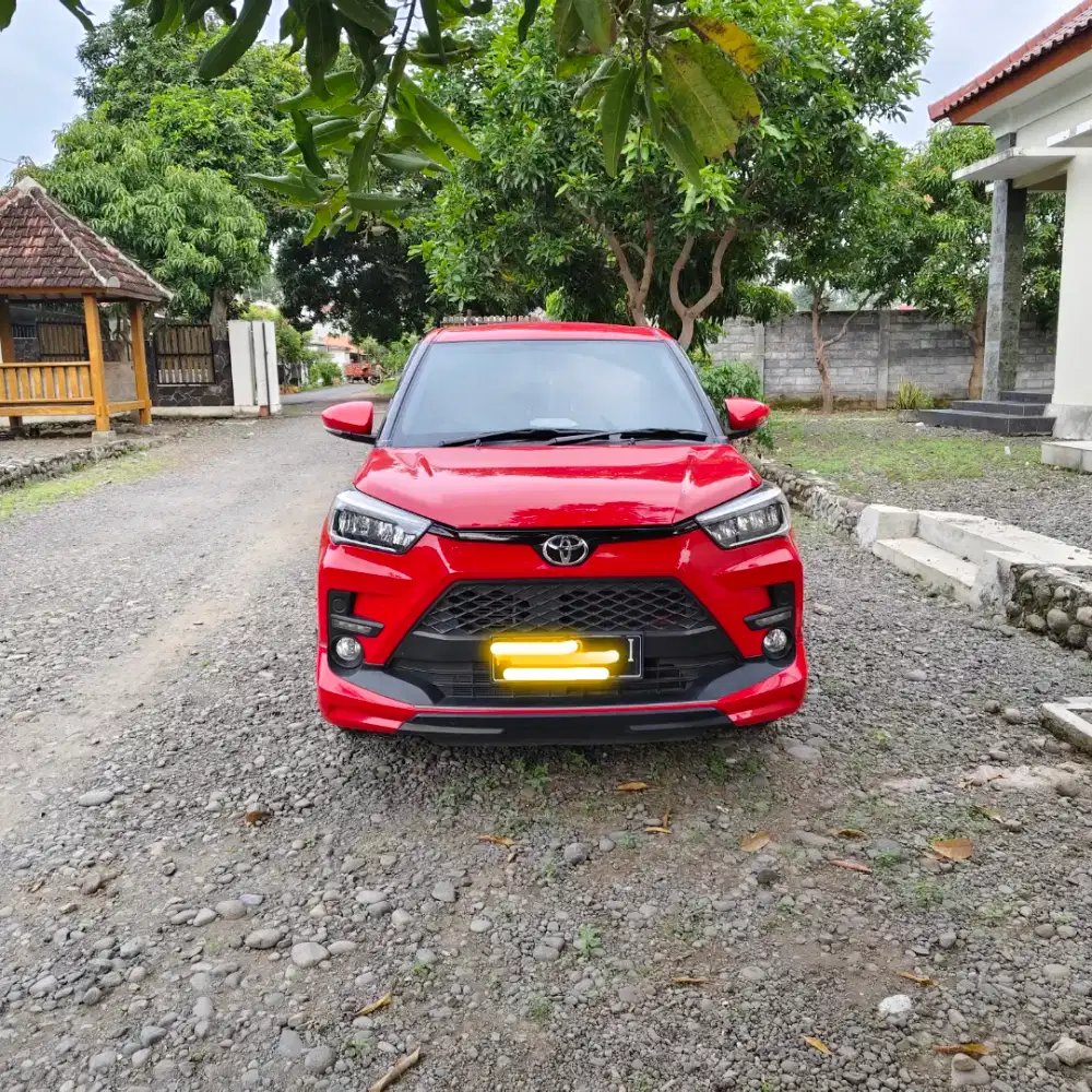 Lepas mobil kesayangan