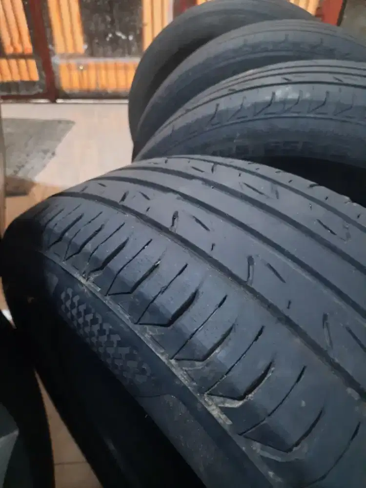 Ban Bridgestone Turanza R 15