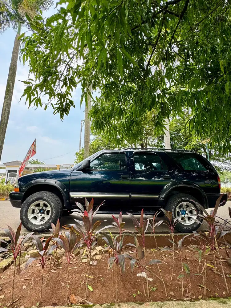 Opel Blazer 2001 Bensin