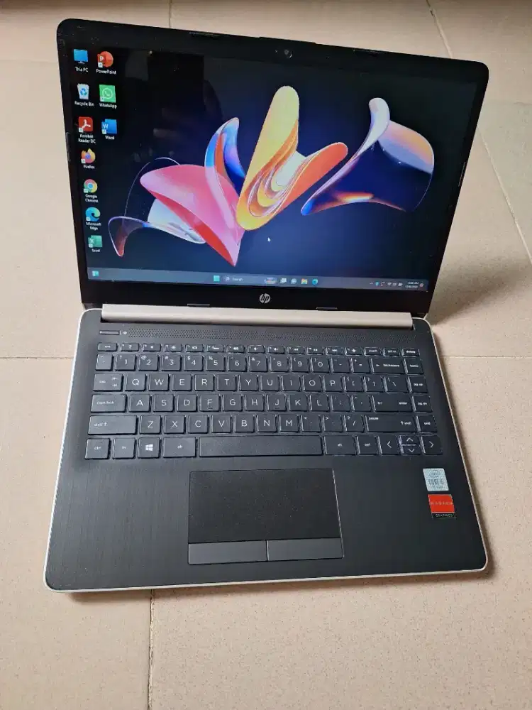 Bismillah di jual laptop hp14 slim core i5 ram 8gb ssd 512gb nvme
