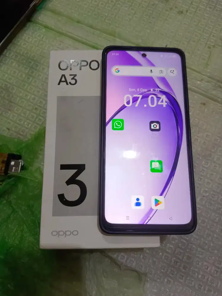 Oppo A3 Ram 8/128Gb