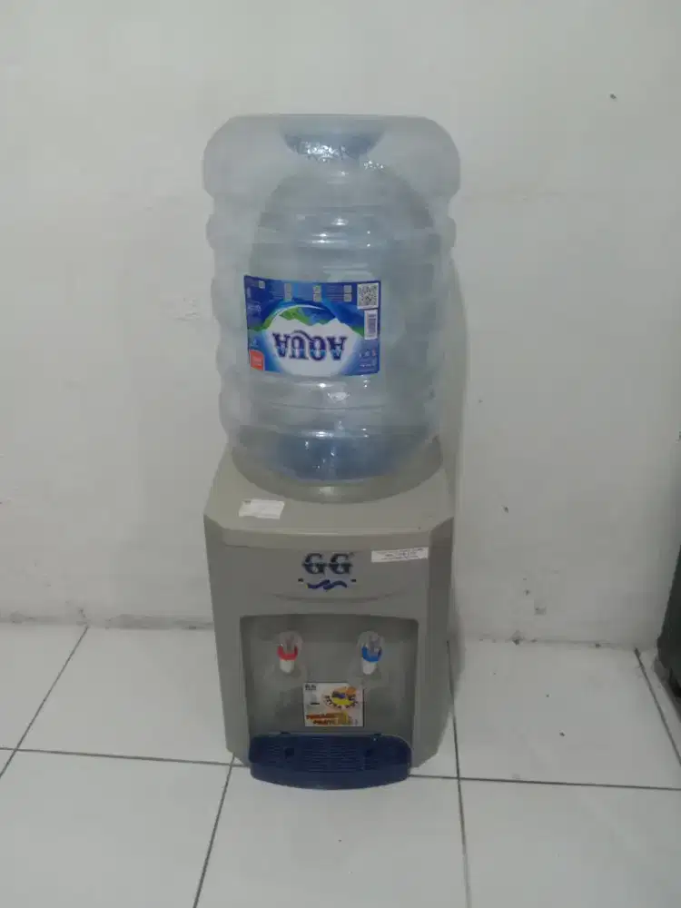 Dispanser GG water merk Galon