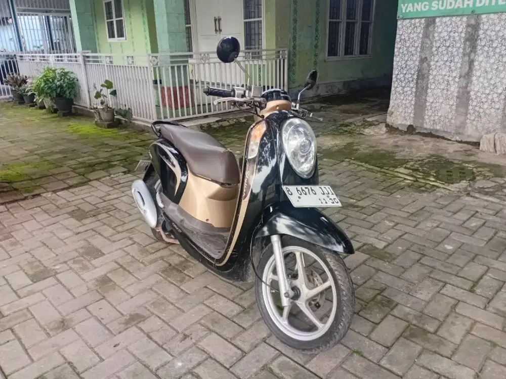 Honda Scoopy 2013