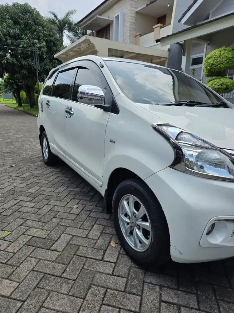 Toyota Avanza M/T 2013 Putih