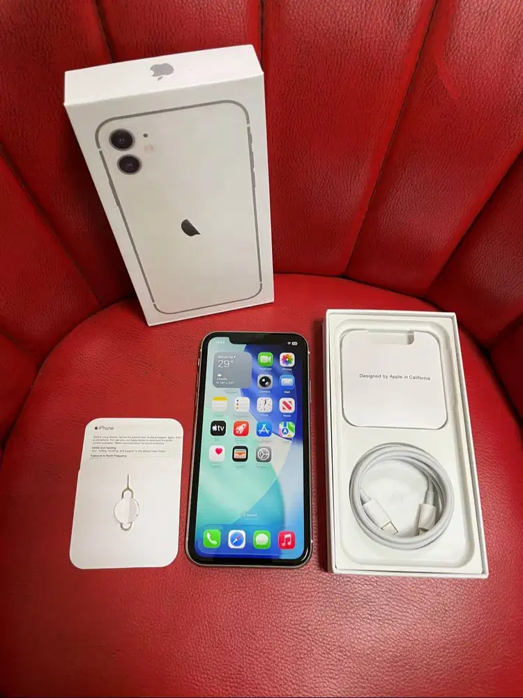 iPhone 11 64gb White Resmi Bea Cukai Setara iBox Sinyal Permanen