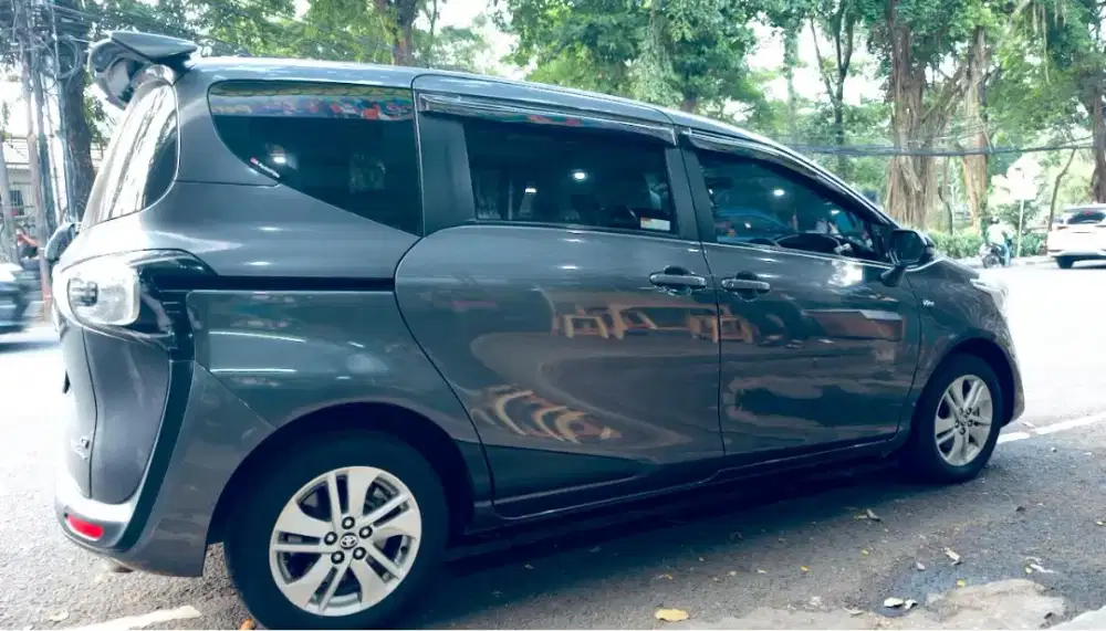 SIENTA 2017- 125JT NEGO TIPIS