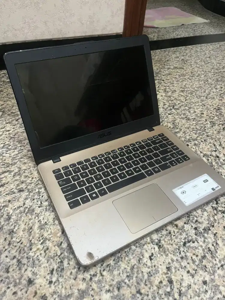 LAPTOP ASUS A442UF core i7 gen 8 ram 8gb