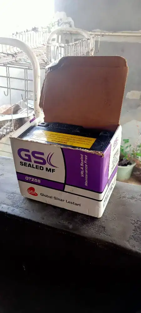 Jual aki bekas siapa tau laku