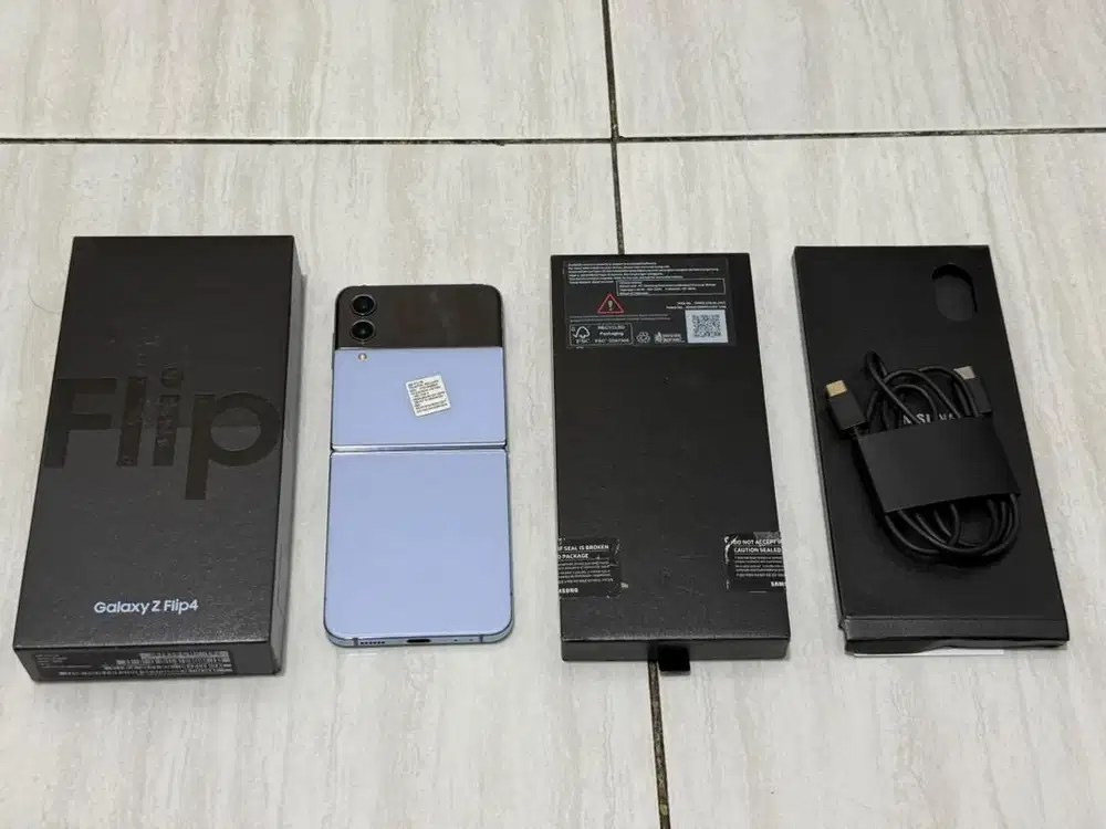 Samsung z flip 4 8/256gb mulus 99% like new fullset