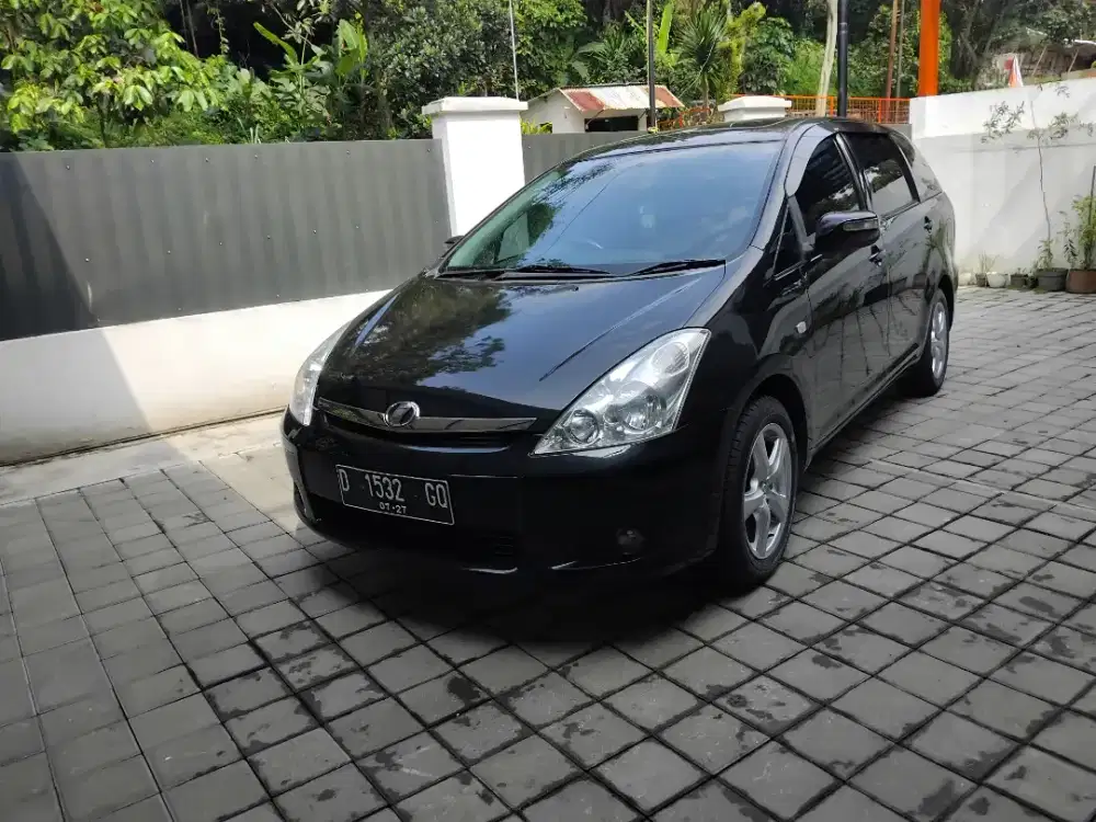Toyota wish a/t 2004 sunroof