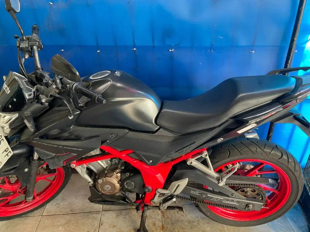 Honda CBR150R 2019