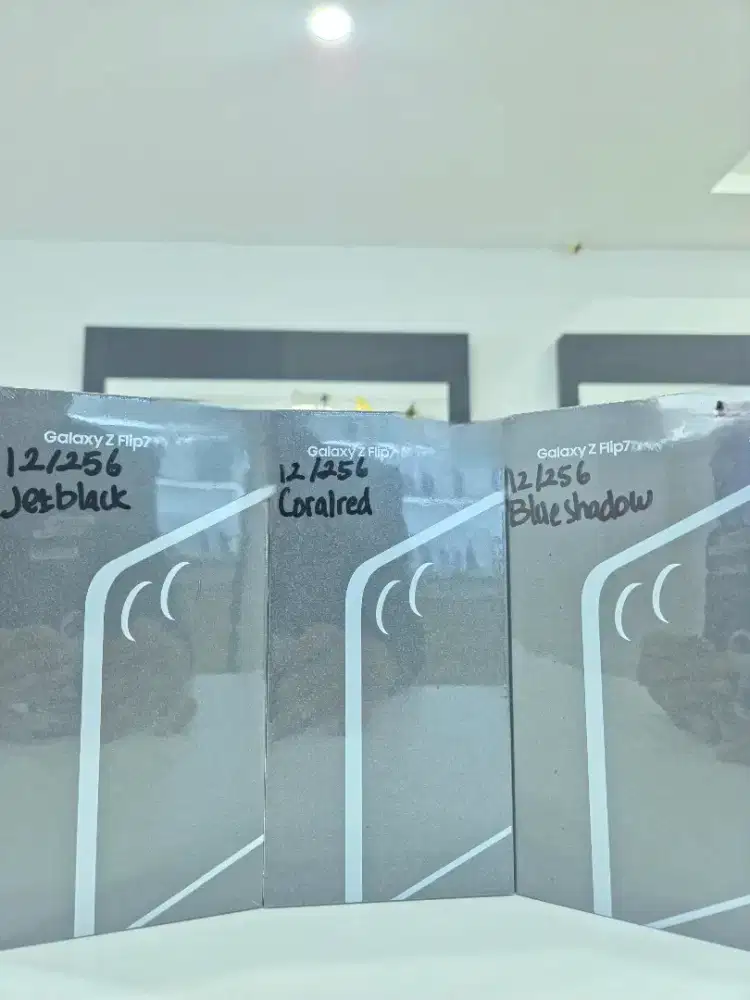 (READY STOK) SAMSUNG GALAXY Z FLIP 7 512 GB GARANSI RESMI SEIN