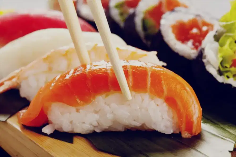 Loker resto jepang ( sushi )