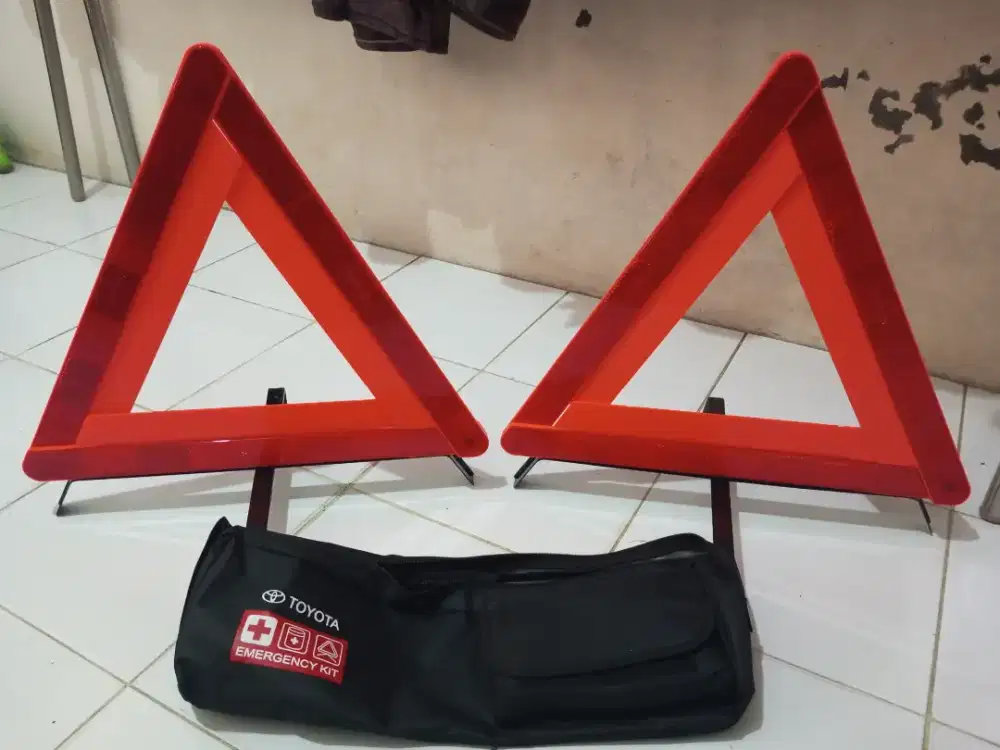Emergency Kit original Toyota