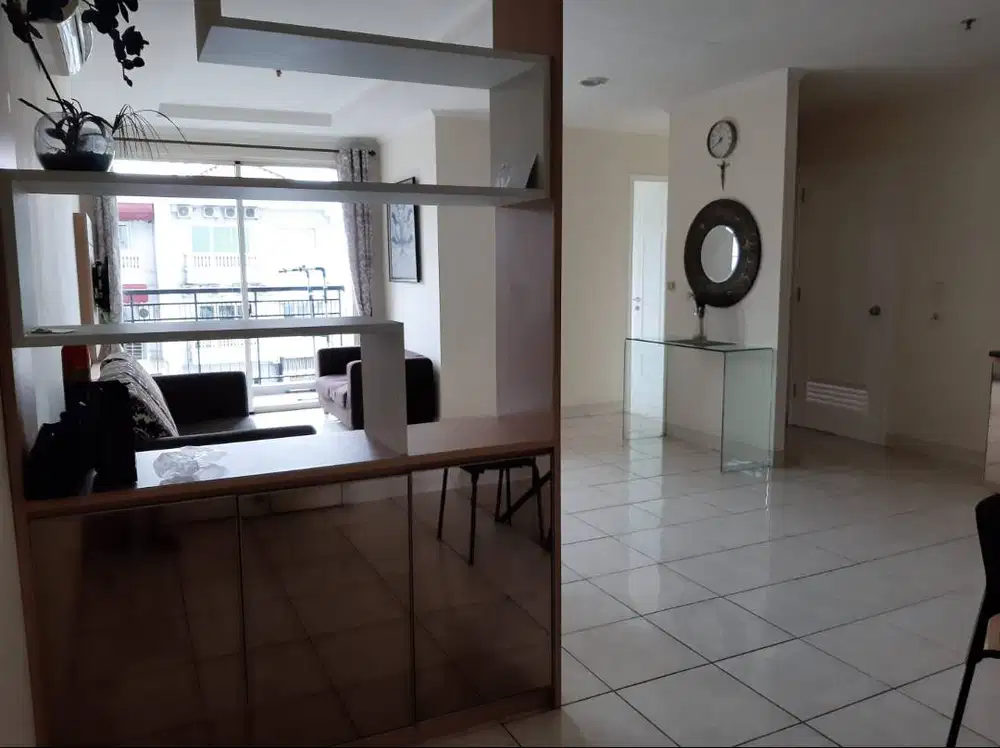 Frenchwalk Lyon Garden lantai rendah