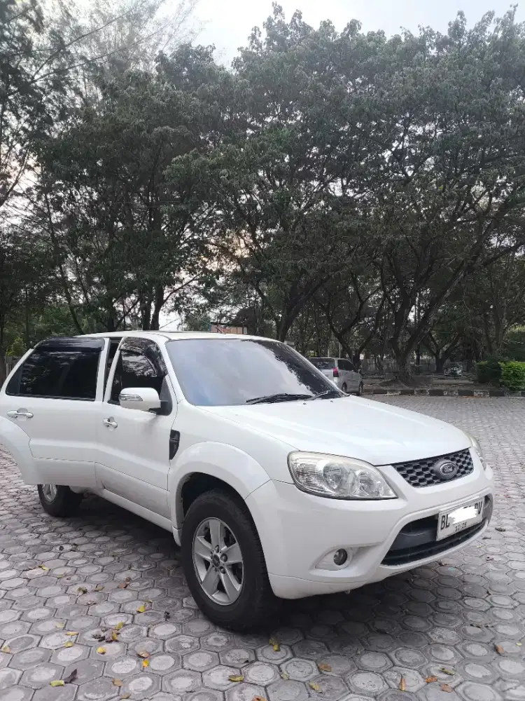 Ford Escape 2.3L AT XLS 2012