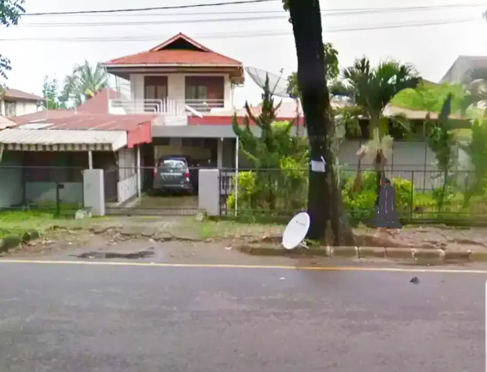 Rumah Pinggir Jalan Raya Utama Seberang Padang