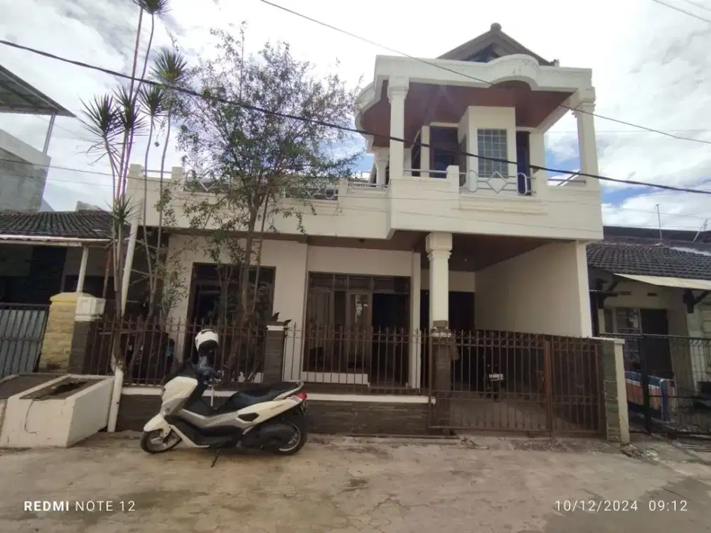 Rumah Sangat Terawat Dekat Pusat Perbelanjaan di Nata Endah