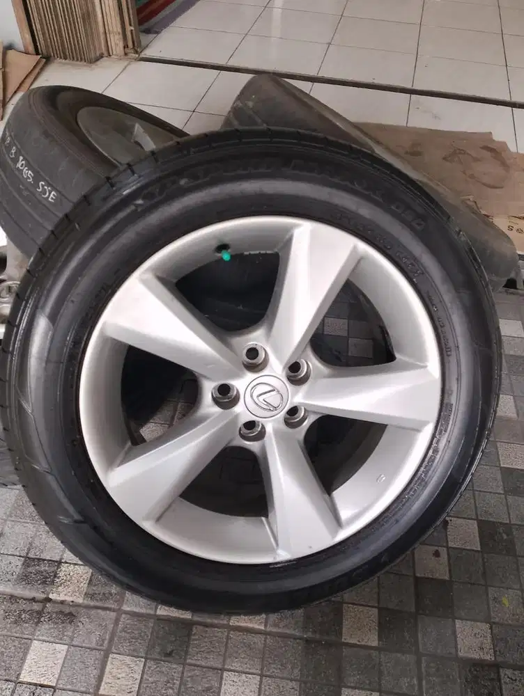 velg oem lexus rx 270 ring 18