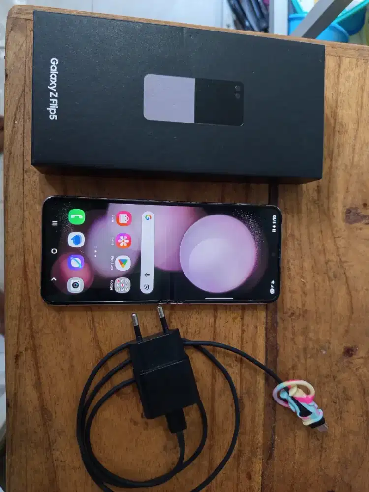 Samsung Flip 5 8/128Gb