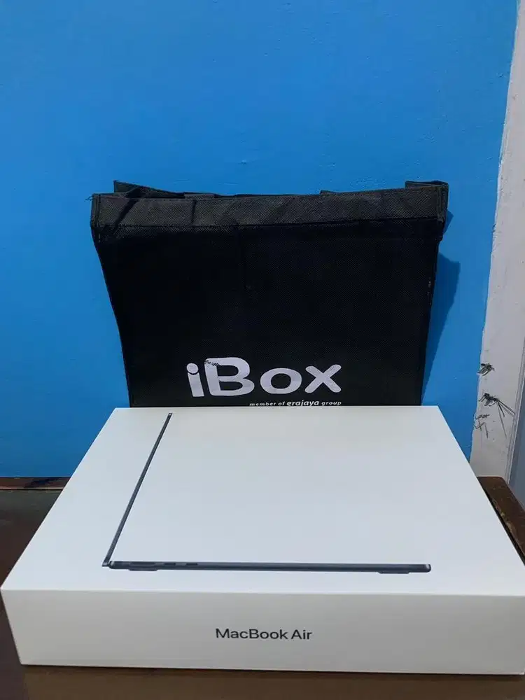 DIJUAL CEPAT MACBOOK AIR M4 16/256GB KONDISI BARU DAN TERSEGEL IBOX