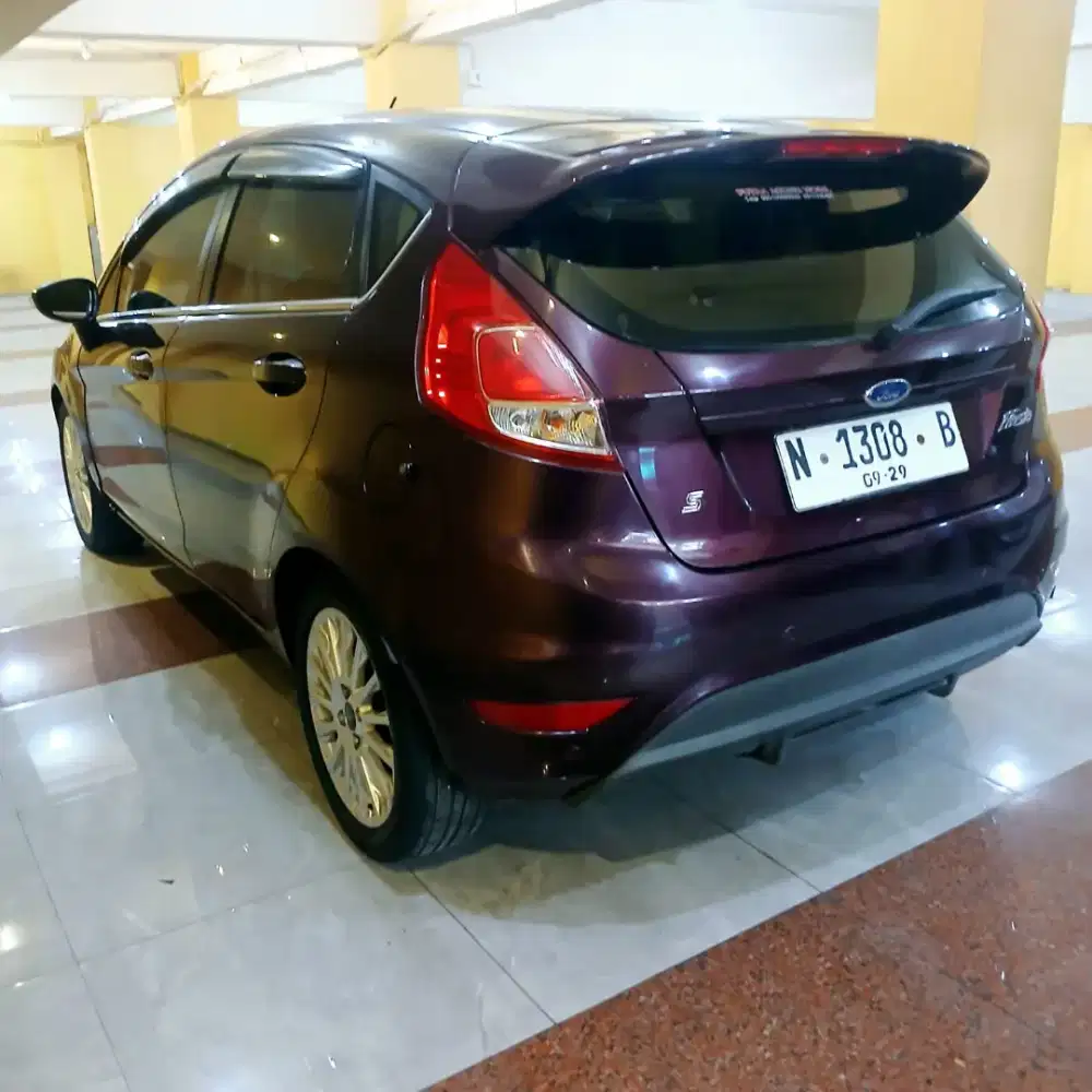 Ford fiesta S Automatic 2014