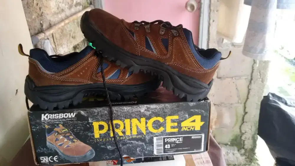 SEPATU MERK KRISBOW PRINCE 4