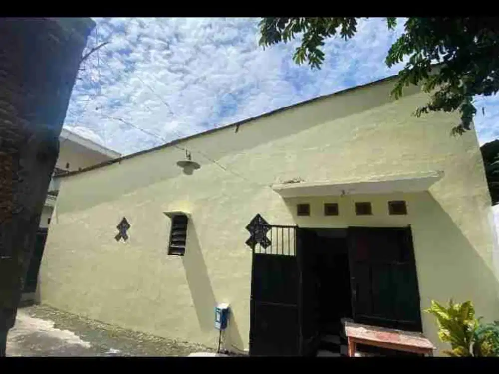 rumah kontrakan 5 kamar Malang murah