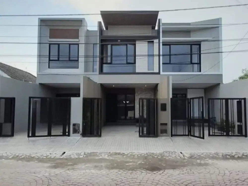 Dijual Rumah Baru Gress Nirwana Eksekutif Rungkut Surabaya dekat Superindo