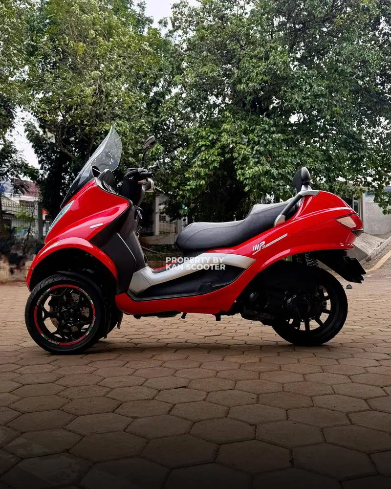PIAGGIO MP3 250 RST AT 2011 TERMURAH