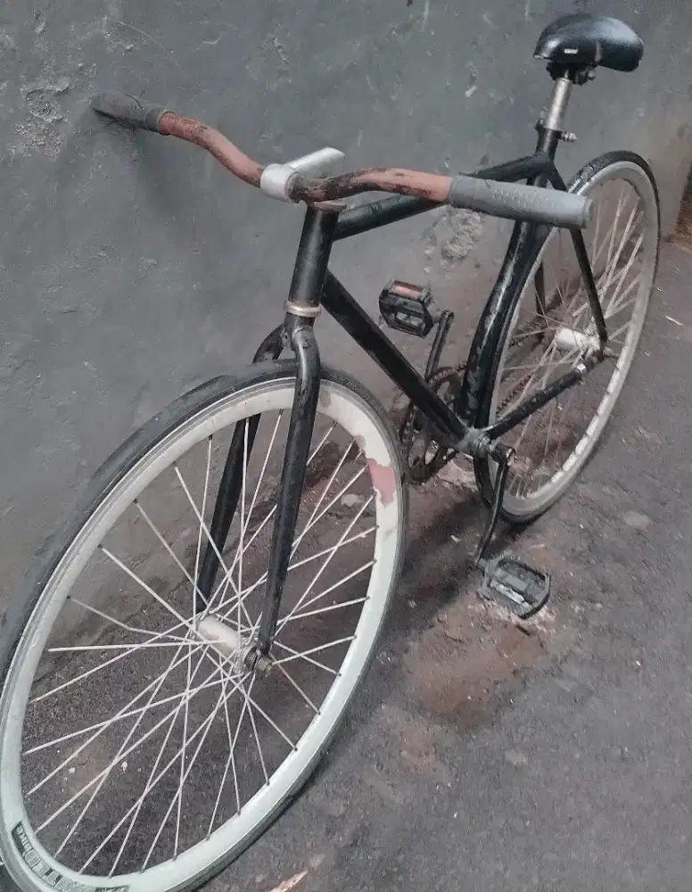 Sepeda Fixie Hitam Torpedo