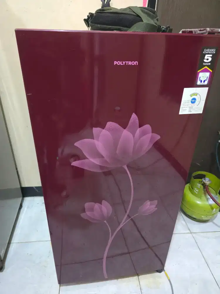 kulkas 1 pintu polytron