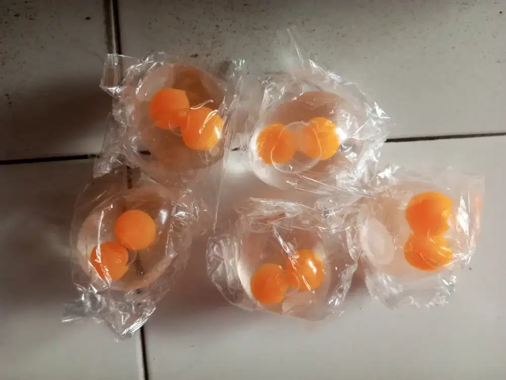 Mainan anak squishy telur