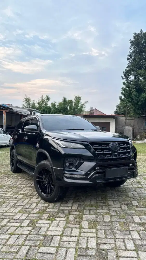 Toyota Fortuner GR Sport 2.4 2021