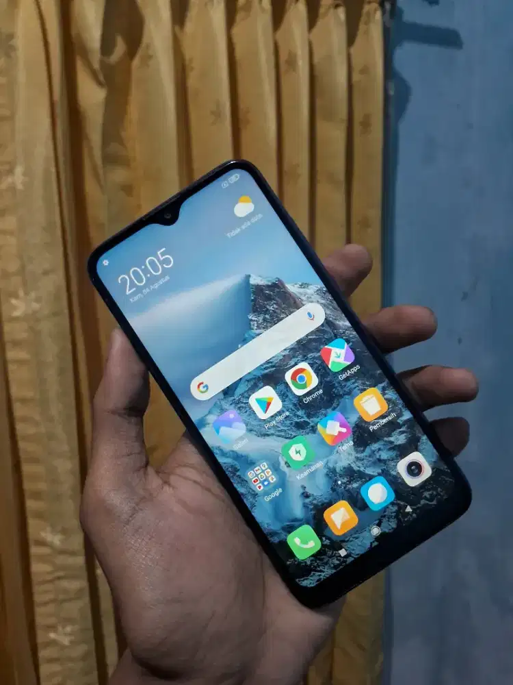 Redmi 8 ram 4/64gb batangan