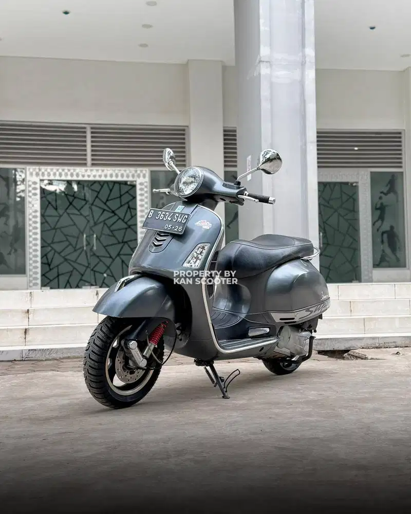 JUAL MURAH VESPA GTS 150 3V 2016 MULUS