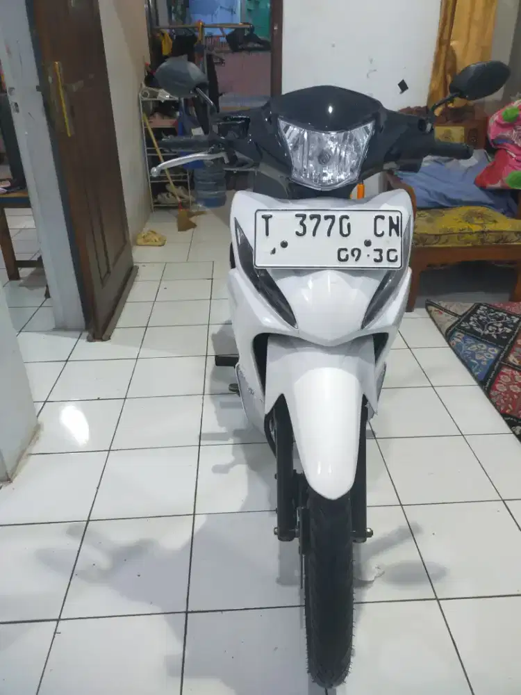 Bismillah Dijual Motor Honda Revo 2015