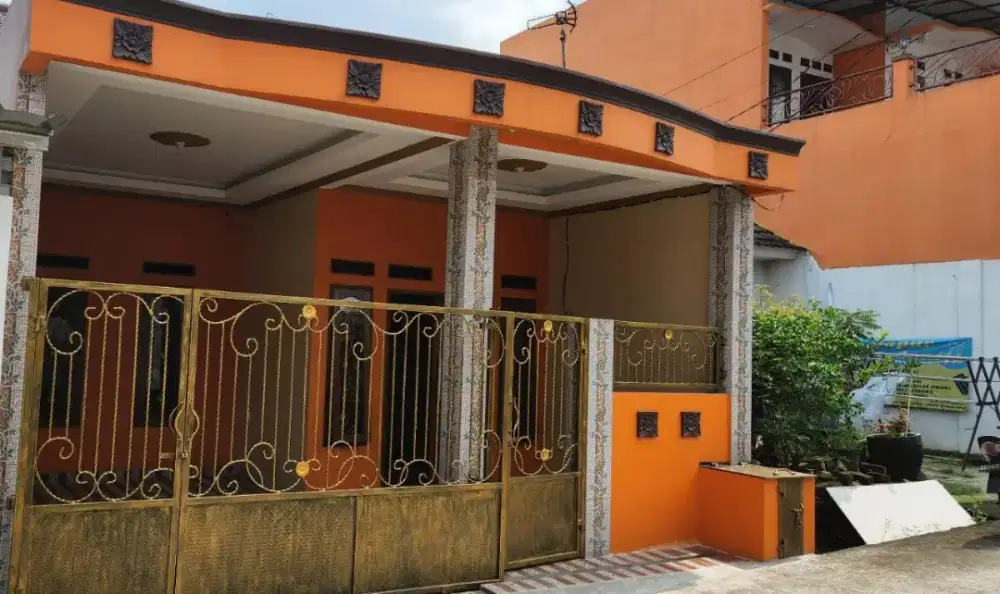 DIKONTRAKAN RUMAH HUNI 25 PER TAHUN (NEGO)