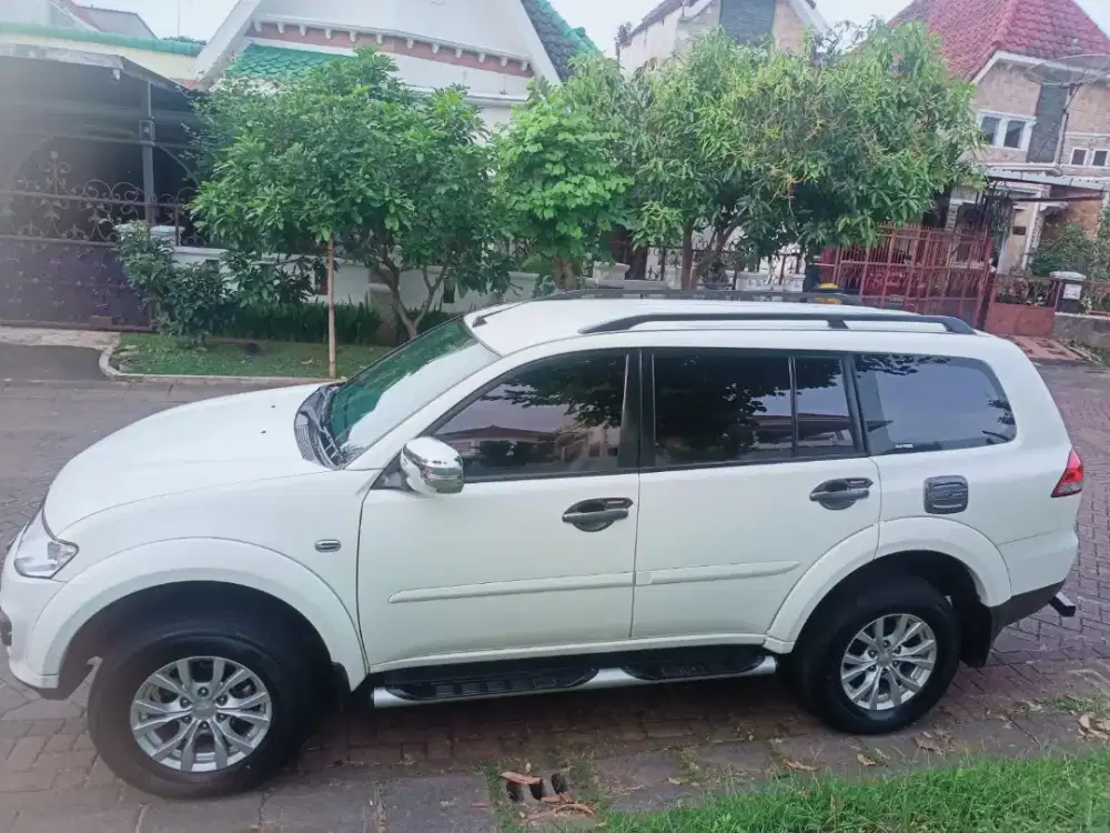 Mitsubishi Pajero Sport Exceed 2015 Full Orisinil Cat Istimewa Antik