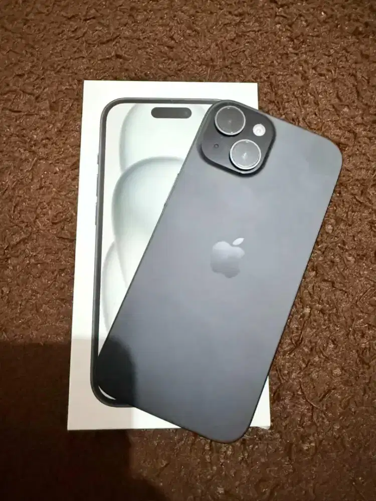 Iphone 15 black