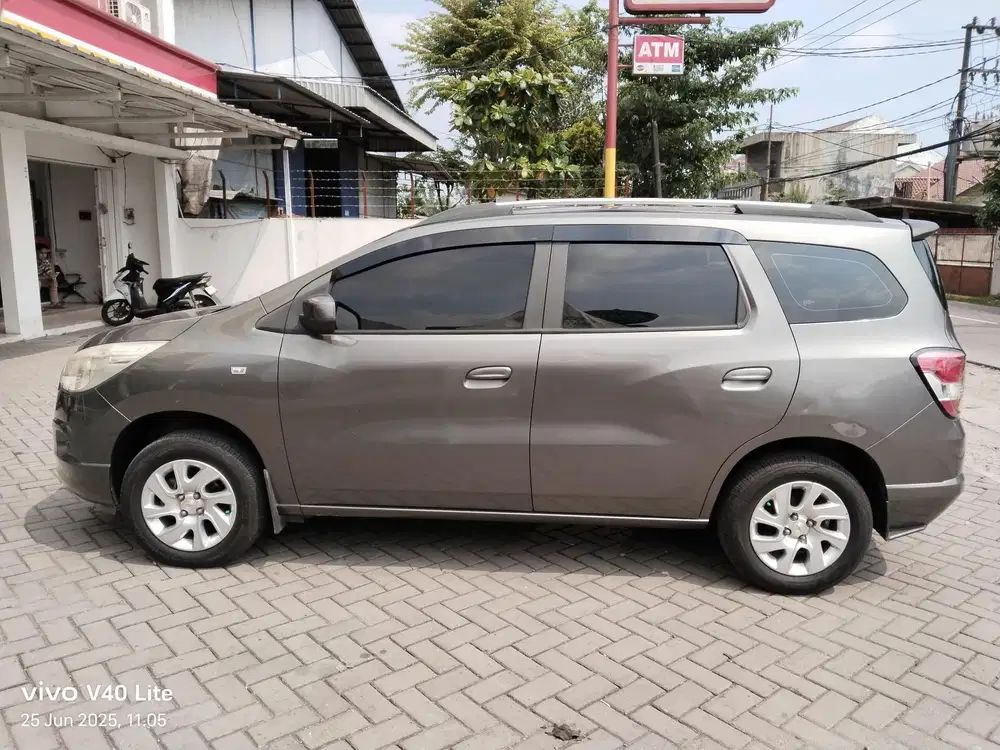 Chevrolet Spin 2013 Bensin