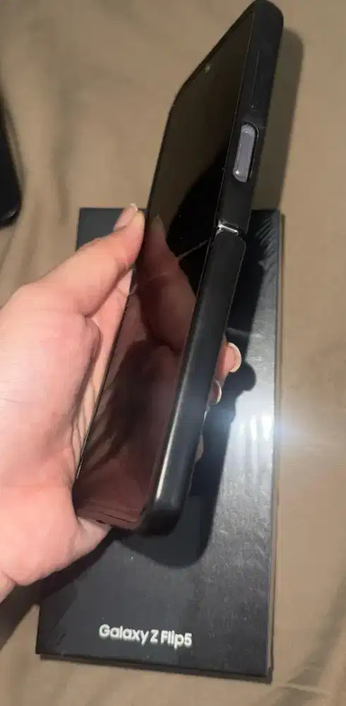 Samsung galaxy z flip 5