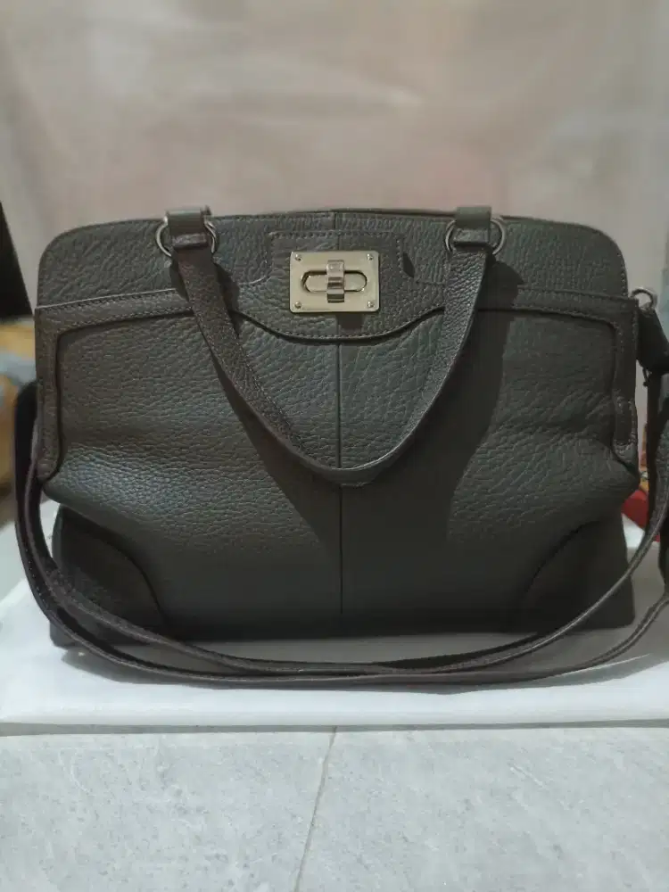 Preloved tas tas no brand leather