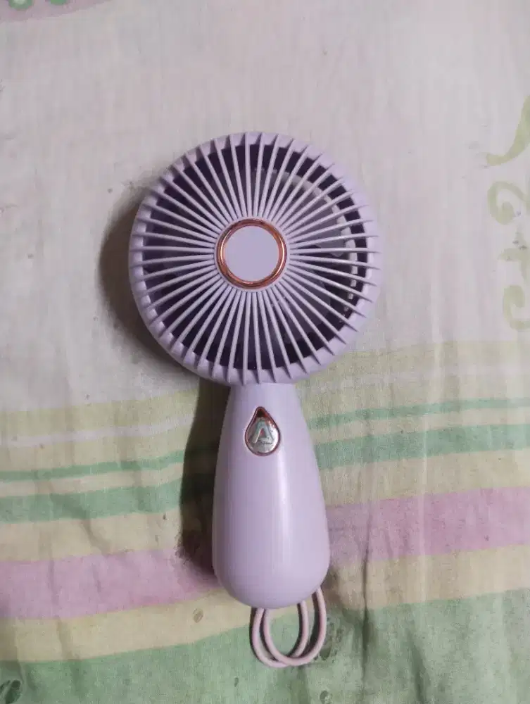 Kipas angin ungu - HSC 2025