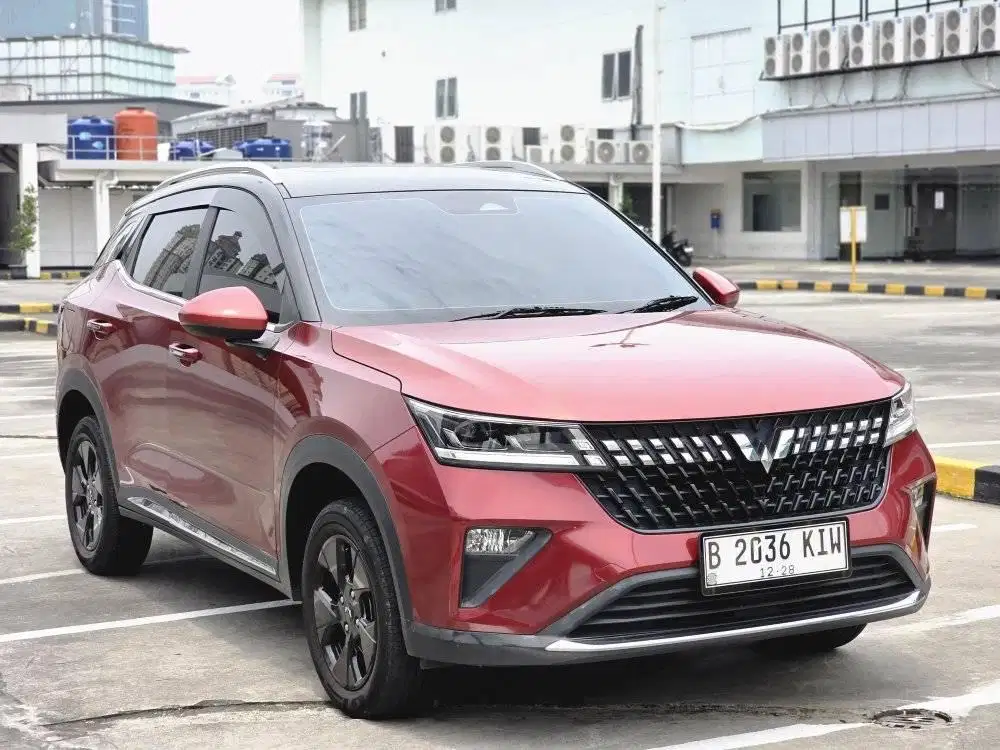 Wuling Alvez EX 2023 merah