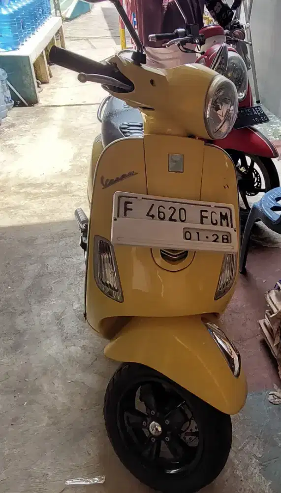 Jual vespa matic 2017