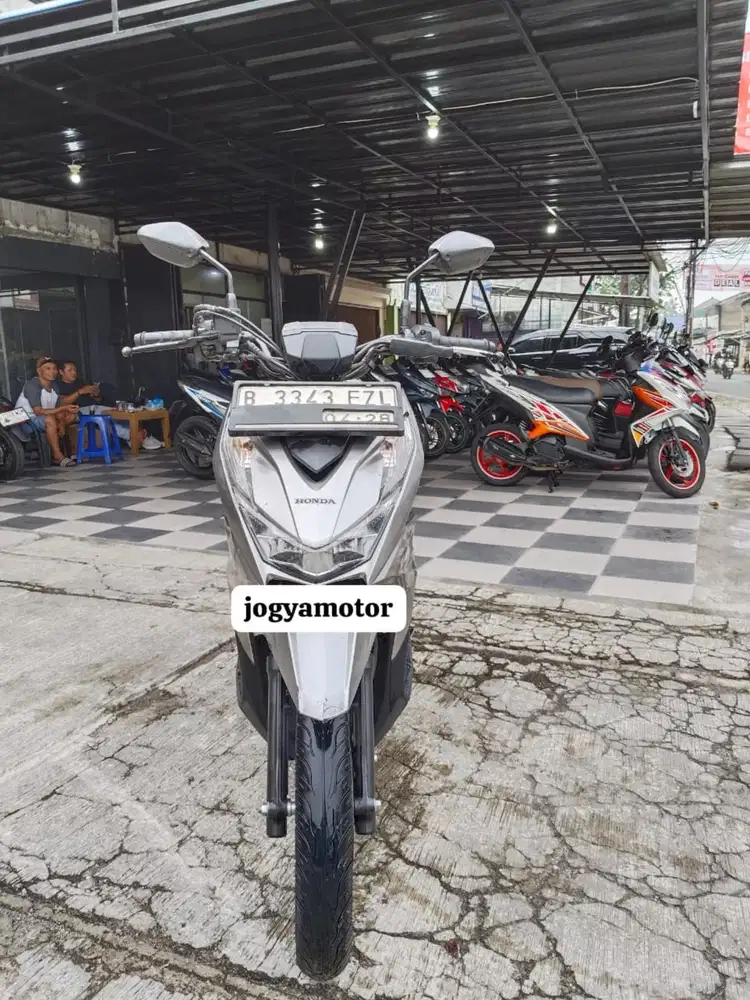 (B) honda beat street tahun 2023