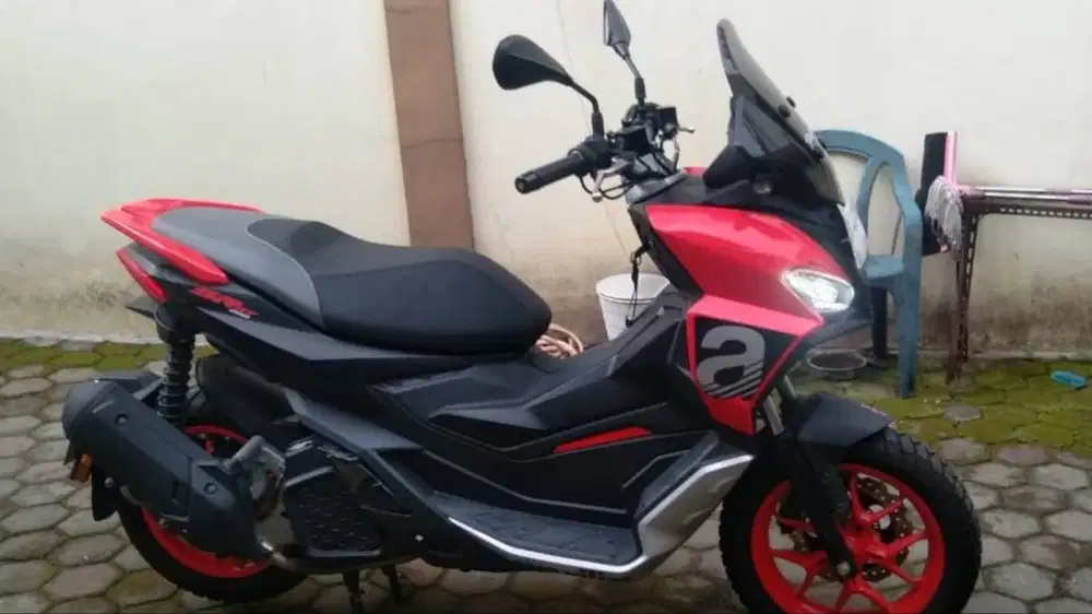 Dijual Cepat,Motor Koleksi APRILIA SR GT200S 2022 Seperti Baru!