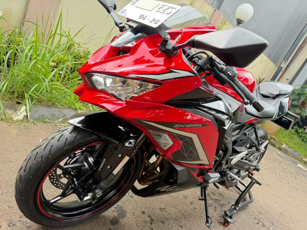 Ninja ZX25R SE ABS Tahun 2025, ODO 1000an Km